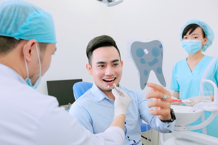 Tư vấn chi tiết về phương pháp trồng răng phù hợp cho khách hàng
