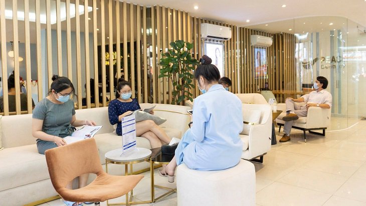 Phòng ốc sang trọng, tuy nhiên chi phí điều trị răng miệng cao 